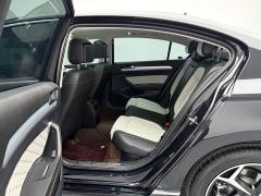 Volkswagen Magotan 2 Million Units Celebration Edition 330TSI DSG Luxury - фото 14
