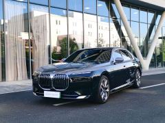 BMW i7 xDrive60L Luxury Package - photo 1