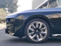 BMW i7 xDrive60L Luxury Package - photo 8
