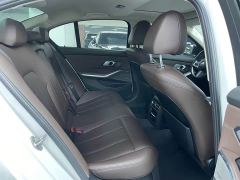 BMW 3 Series 325i M Sport Night Edition Package - ფოტო 14