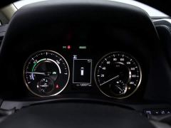Toyota Vellfire Crown Hybrid 2.5L HV Luxury Edition - фото 6