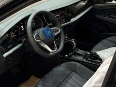 Volkswagen Passat Outstanding Edition 380TSI Dragon Ascendant Version - photo 20