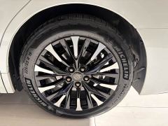 Toyota Vellfire Crown Hybrid 2.5L Executive Premier Edition - фото 14