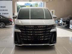 Toyota Vellfire Crown Hybrid 2.5L Executive Premier Edition - фото 2