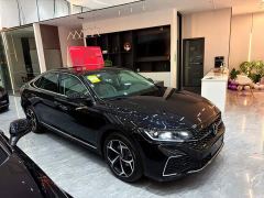 Volkswagen Passat Outstanding Edition 380TSI Starry Sky Dragon Ascendant Version - фото 6