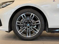 BMW 5 Series (Imported) 525i M Sport Package - photo 12