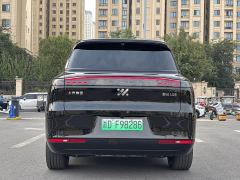 IM Motors Zhiji LS8 52 Max Luxury Six-Seater - фото 13