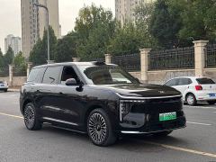 IM Motors Zhiji LS8 52 Max Luxury Six-Seater - фото 3