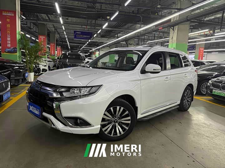 Mitsubishi Outlander 2.0L RWD Enjoy Edition 5-seater - car from China