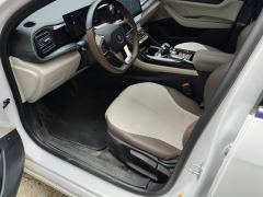 BYD Qin PLUS DM-i Honor Edition 1.5L 55km Leading Edition - photo 14