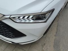 BYD Qin PLUS DM-i Honor Edition 1.5L 55km Leading Edition - photo 4