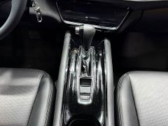 Honda Vezel 1.5L CVT Elite - ფოტო 16