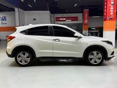 Honda Vezel 1.5L CVT Elite - ფოტო 4