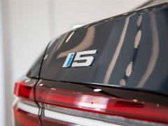 BMW i5 eDrive 35L M Sport Package - ფოტო 11
