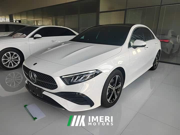 Mercedes-Benz A-Class A 200 L Fashion Edition - автомобиль из Китая