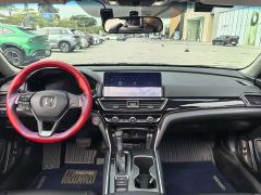 Honda Accord 260TURBO Luxury Edition - photo 11