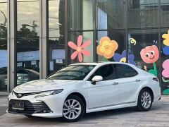 Toyota Camry 2.0G Luxury - ფოტო 1