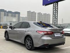 Toyota Camry 2.5G Luxury Edition - ფოტო 4