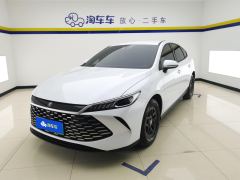 BYD Qin PLUS DM-i Smart Driving Edition 1.5L 55km Leading Edition - фото 1