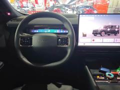 Lynk & Co 900 2.0T Ultra 6-Seater - ფოტო 10
