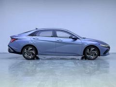 Hyundai Elantra 1.5L CVT Luxury - ფოტო 3