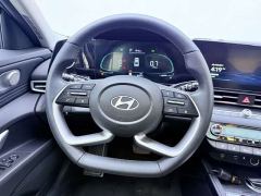 Hyundai Elantra 1.5L CVT Luxury - ფოტო 4