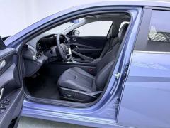 Hyundai Elantra 1.5L CVT Luxury - ფოტო 5