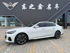 BMW 5 Series 530Li Premier M Sport Package - ფოტო 1