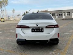 BMW 5 Series 530Li Premier M Sport Package - ფოტო 3