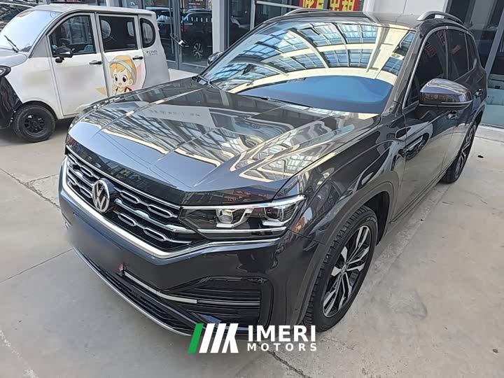 Volkswagen Taos 380TSI AWD R-Line Smart Connected Edition - автомобиль из Китая