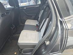 Volkswagen Taos 380TSI AWD R-Line Smart Connected Edition - фото 16