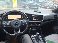 Volkswagen Taos 380TSI AWD R-Line Smart Connected Edition - фото 9