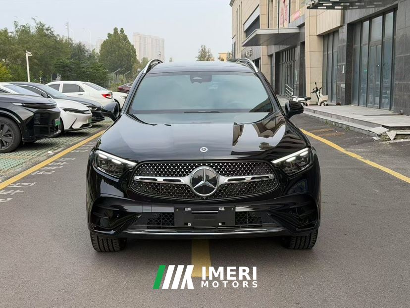 Mercedes-Benz GLC 300 L 4MATIC Dynamic 5-Seater