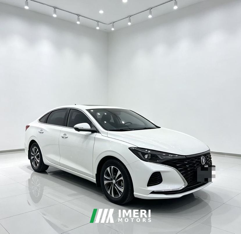 Changan Eado PLUS Blue Whale NE 1.4T GDI Dual-Clutch Premium Edition - автомобиль из Китая