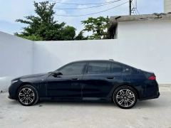 BMW 5 Series 525Li M Sport Package - ფოტო 11