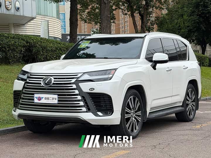 Lexus LX 600 LuxuryUS Spec Edition - автомобиль из Китая