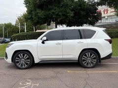 Lexus LX 600 LuxuryUS Spec Edition - фото 3