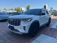 Ford Explorer 2.3T EcoBoost AWD Titanium 6-Seater - photo 1