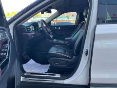 Ford Explorer 2.3T EcoBoost AWD Titanium 6-Seater - photo 7