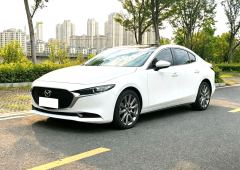 Mazda 3 Axela Mazda3 Angkesaila 2.0L Automatic Elegant Edition - photo 1