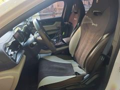 BYD Qin PLUS Champion Edition DM-i 55KM Leading - фото 11
