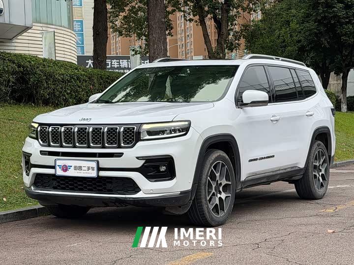 Jeep Commander 2.0T FWD Luxury - car from China