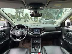 Jeep Commander 2.0T FWD Luxury - photo 13