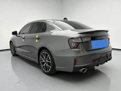 Lynk & Co 03 2.0T Diesel DCT Pro - photo 4