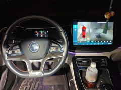 BYD Qin PLUS EV 500km Luxury Edition - ფოტო 5