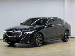 BMW 5 Series 525Li Luxury Package - ფოტო 1