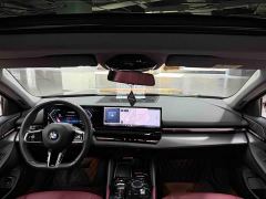 BMW 5 Series 525Li Luxury Package - ფოტო 14