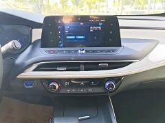 Buick Weilan 6 Plug-in Hybrid Connected Fashion Edition - фото 12