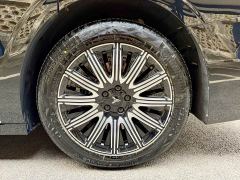 Voyah Lantu Dreamchaser EV AWD Excellence Kunpeng Edition - фото 20