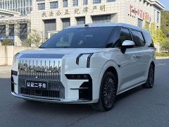 Zeekr 009 Seven-Seat Aisle Version AWD 108kWh - фото 1